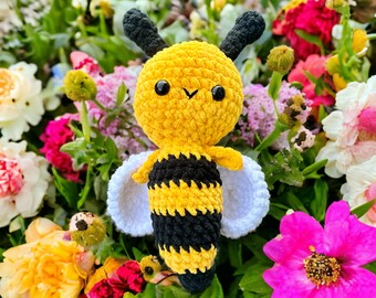 Bree the Bee plush stuffed animal for Outlander fans by Sassyknack Creations