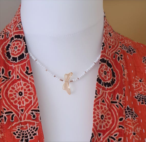 Swarovski crystal butterfly, choker style necklace, with seed beads and a magnetic clasp...x