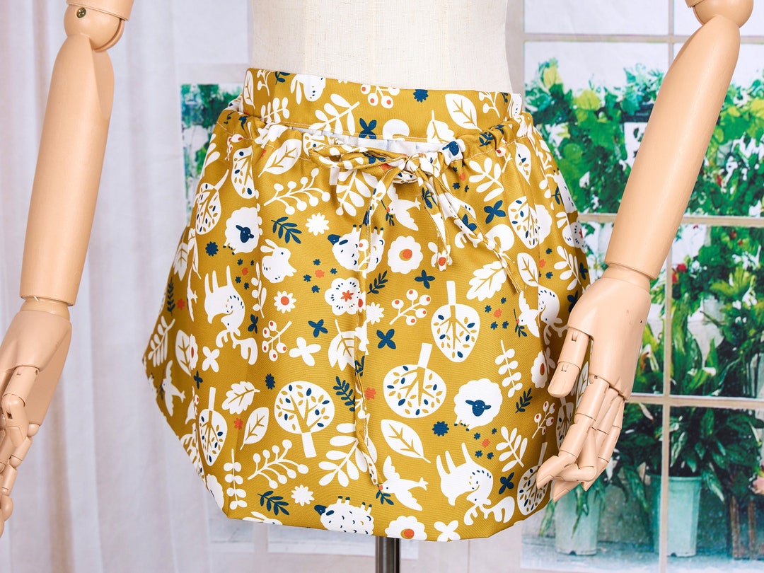 Personalized Gifts,harvest Apron,gathering Apron,egg Gathering Apron