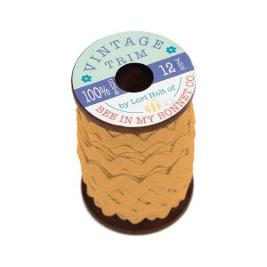 Lori Holt Vintage Trim Large Cider Wooden Spool, Cute Trim, Rick Rack Trim, 3/8&quot; Polyester Trim, 12 Yards, STVT-36045