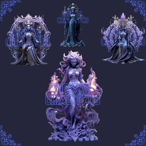 Puede incluir: Tres figuras impresas en 3D de mujeres con detalles intrincados. Las figuras est&aacute;n pintadas en tonos de morado y azul, con t&uacute;nicas fluidas y poses dram&aacute;ticas. Las figuras se colocan sobre un fondo azul oscuro.