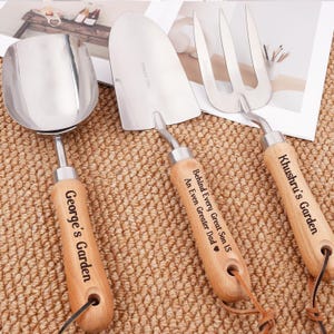 Personalized 3 Piece Garden Tool Set,Garden Trowel and Rake, Wooden Handle Rake, Trowel & Shovel,Wooden Garden Tools Gift Set,Garden Shovel
