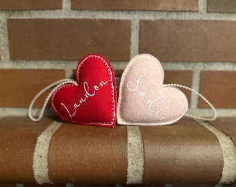 Personalized Valentine’s Day Ornament, Valentine’s Gift Bag Tag, Valentine’s Name Tag, Felt Heart Name Labels, Kids Gifts