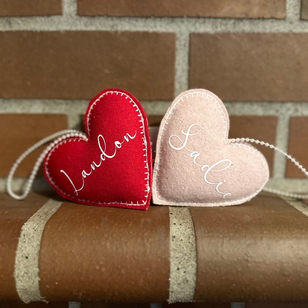 Personalized Valentine’s Day Ornament, Valentine’s Gift Bag Tag, Valentine’s Name Tag, Felt Heart Name Labels, Kids Gifts