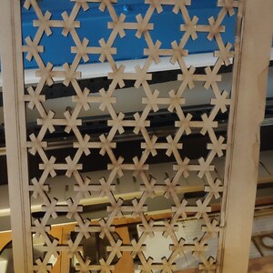 Produit personnalisé émotionnellement amélioré - gravé au laser et découpé sur du bois, du contreplaqué, du verre, du cuir, du papier, de l'acrylique et de la pierre