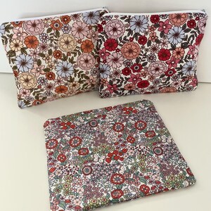 Small flat summer pouch (zipped/lined)