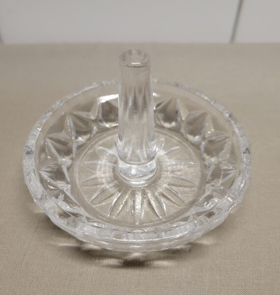 Vintage Round Clear Glass Crystal Daisy Diamond F… - image 1