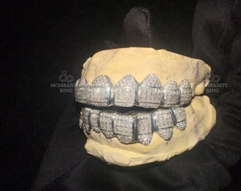 VVS1 Moissanite Princess & Round Cut Dientes personalizados Ajuste invisible Grillz Iced Perm Cut Moissanite Diamond 10 en 10 dientes Grillz 925 Plata