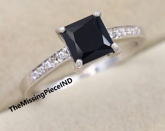 Anillo de ónix negro de corte princesa, anillo de compromiso, anillo único de diamantes en oro de 14 quilates, anillo de novia, anillo de promesa de ónix negro, regalo de aniversario