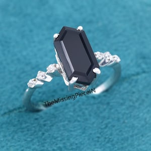 Black Onyx Ring, Baguette Cut Onyx Ring, Onyx Women promise Ring, Art Deco Engagement Ring, Statement Ring, Black Stone Ring, Gift For Woman