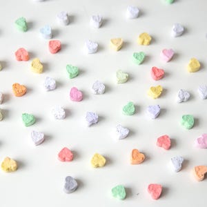 Mini bolas de sementes soltas em formato de coração/bombas de sementes de flores silvestres/corações de sementes em tons pastéis em papel reciclado a granel/lembrancinha ecológica para convidados