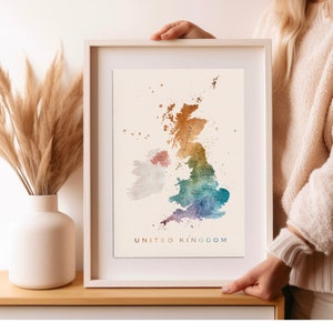 Arte de la pared del mapa del Reino Unido, decoración del hogar boho en acuarela, regalo de oficina para él y ella, diseño colorido del mapa del Reino Unido