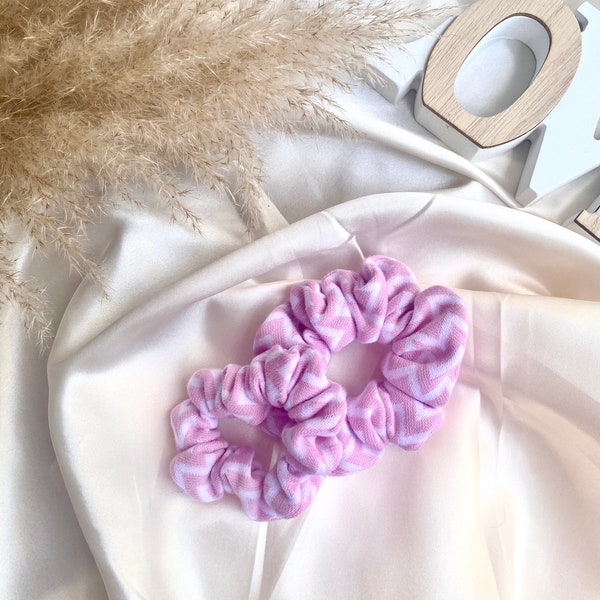 Scrunchie - Handgemachter Bio Baumwolle Scrunchie - Rosa - Weiß - Haargummi