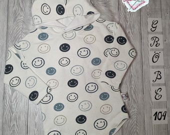 Basic Shirt / Sweatshirt/ Pullover /Jungs / Größe 104 / Smiley