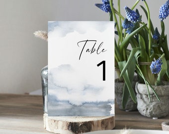 Modèle de numéro de table de mariage bleu poussiéreux, cartes de numéros de table bleues imprimables, numéros de table de mariage de plage, décoration de mariage côtier bricolage, #COC