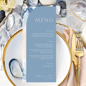 Modèle de menu de mariage bleu et rose, menu du dîner d'été imprimable, menu bleu poudré et pêche, décoration de table de mariage bricolage plage côtière, #CPC