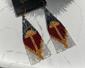 Boucles d'oreilles perlées. Boucles d'oreilles longues modernes. Boucles d’oreilles à longues franges lumineuses, boucles d’oreilles en cadeau, fête des mères, boho, hippie, boucles d’oreilles déclaration.