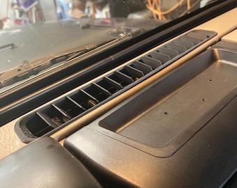 Jeep Wrangler TJ/LJ Defrost Vent: Strong ABS Plastic, Fixed Air Diverts (97-06)