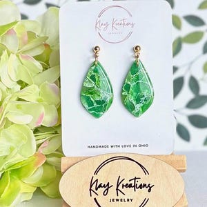 Emerald Green Marbled Polymer Clay Earrings: Lightweight Nickel-Free Dangles