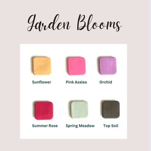 Puede incluir: Una tabla de recetas de colores de arcilla polimérica para flores de jardín, que incluye girasol, azalea rosa, orquídea, rosa de verano, prado de primavera y tierra vegetal. El texto dice "Garden Blooms" y "Klay Kreations Shop Color Recipes". Todas las recetas están hechas con arcilla polimérica Sculpey Souffle.