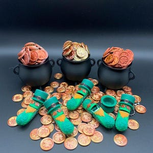 Irish Pickle Fidget Keychain Backpack Bling 3D Printed St. Patrick's Day Gag Gift