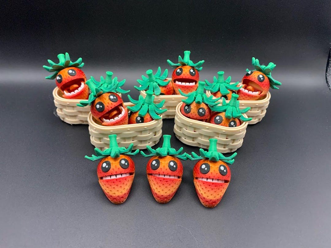 Strawberry様 リクエスト 2点 まとめ商品 3D Printed Tickle Strawberry Fidget Toy Backpack Bling Desk Decor