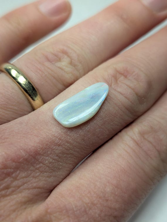 Australian Opal - 2.23 carats
