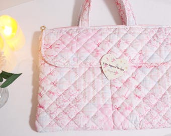 Handmade quilted laptop bag, Floral Cotton Laptop Sleeve for MacBook Air/Pro, Personalized Embroidered Name, Lightweight Protective Case