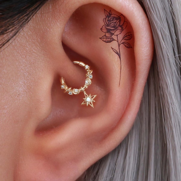 Daith Jewelry Dangle, Daith Earring with Clicker, Unique Ring Hoop Ear Piercing Jewellery Surgical Stainless Steel 16G Celestial Star Moon