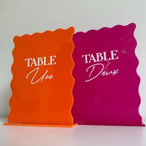 Numéro de table "POP" - Pancarte de table rose fuschia/orange pour décoration de table