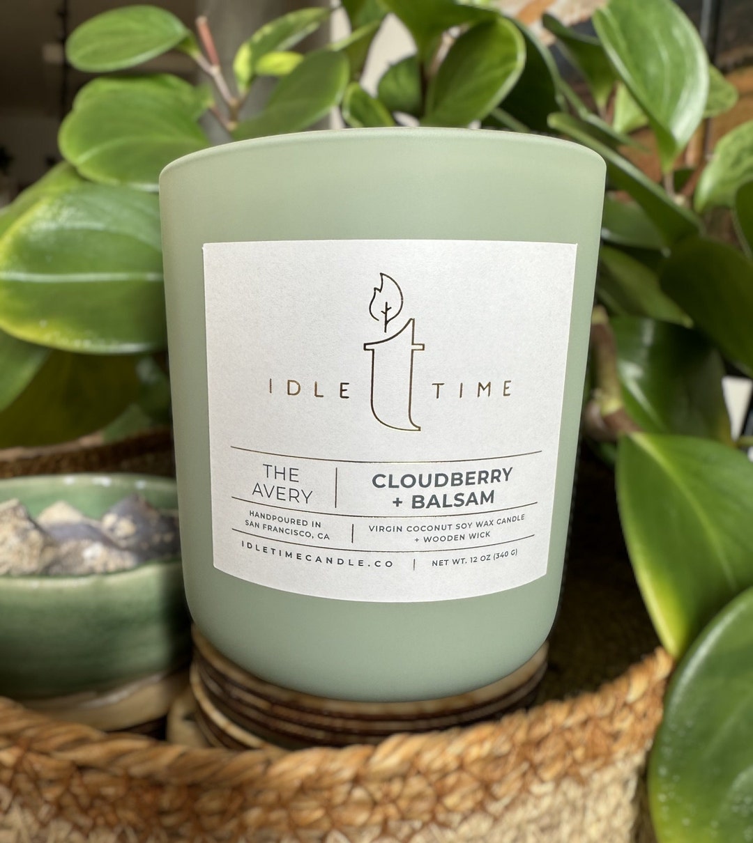 THE AVERY Cloudberry Balsam 12oz Candle Virgin Coconut Soy Wax