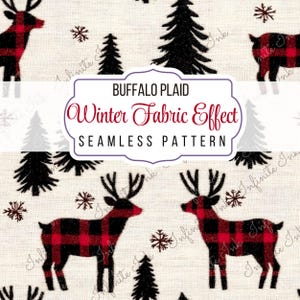 Può includere: Uno schema senza cuciture con renne a quadri rossi e neri di bufalo e alberi di pino neri in silhouette su uno sfondo bianco. Il testo "BUFFALO PLAID Winter Fabric Effect SEAMLESS PATTERN" è visualizzato in uno stendardo viola.