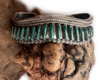 Vintage Zuni Needlepoint Malachite Sterling Silver Cuff Bracelet