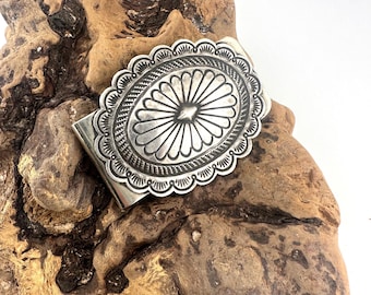 Vintage Navajo Sterling Silver Concho Penningklämma A. Blackgoat