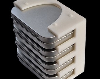 Mini stackable shelves (with hinged tins)