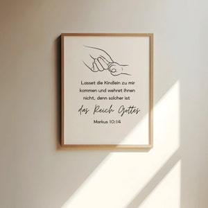 Pode incluir: Um desenho a preto e branco de duas mãos a segurar uma à outra. O texto abaixo diz "Lasset die Kindlein zu mir kommen und wehret ihnen nicht, denn solcher ist das Reich Gottes. Markus 10:14".
