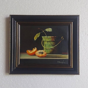 Obra de arte original, Melocotones sobre la mesa, Planta en maceta, Pintura al óleo sobre lienzo, Naturaleza muerta, Enmarcada, Fondo oscuro