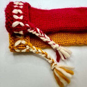 Scandinavian Mittens for Women - Women Woolen Hand-Knit Mittens
