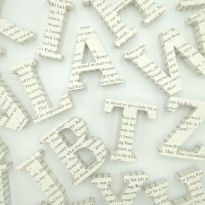 Letras lindas para páginas de libros hechas a mano