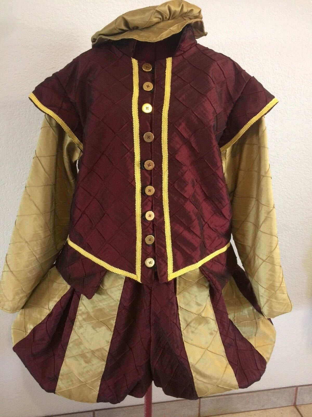 Elizabethan Renaissance Tudor Shakespeare Doublet Slops/Breeches Hat , Your Custom Size Choice, Burgundy and Gold