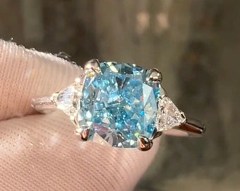 Pierre latérale triangulaire taille coussin 3 carats, bague trois pierres moissanite bleu cyan, griffes d'aigle, alliance, bague de fiançailles, bague de mariage