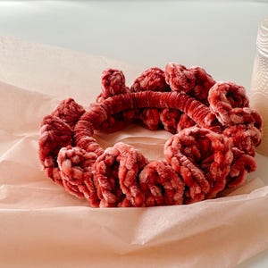 Handmade hair tie extra large jumbo scrunchie crochet hairtie gigantic for thick hair dreadlocks and braids