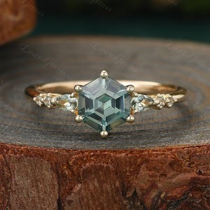 Vintage Hexagon geschnitten Grün Saphir Verlobungsring 14K Gelbgold Cluster Birne Grüner Saphir Hochzeit Ring Braut Jahrestag Ring