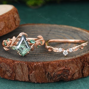 Kite cut Green sapphire Engagement ring set Rose Gold Marquise Emerald marriage ring Botanical ring set  Anniversary promise Bridal ring set