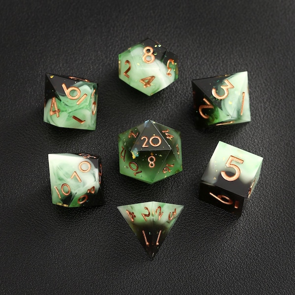 Groen zwart DND dobbelstenen set, groene jade hars scherpe rand D&D dobbelstenen set voor Gifts, Dungeons and Dragons polyhedral RPG D6, D20 dobbelstenen