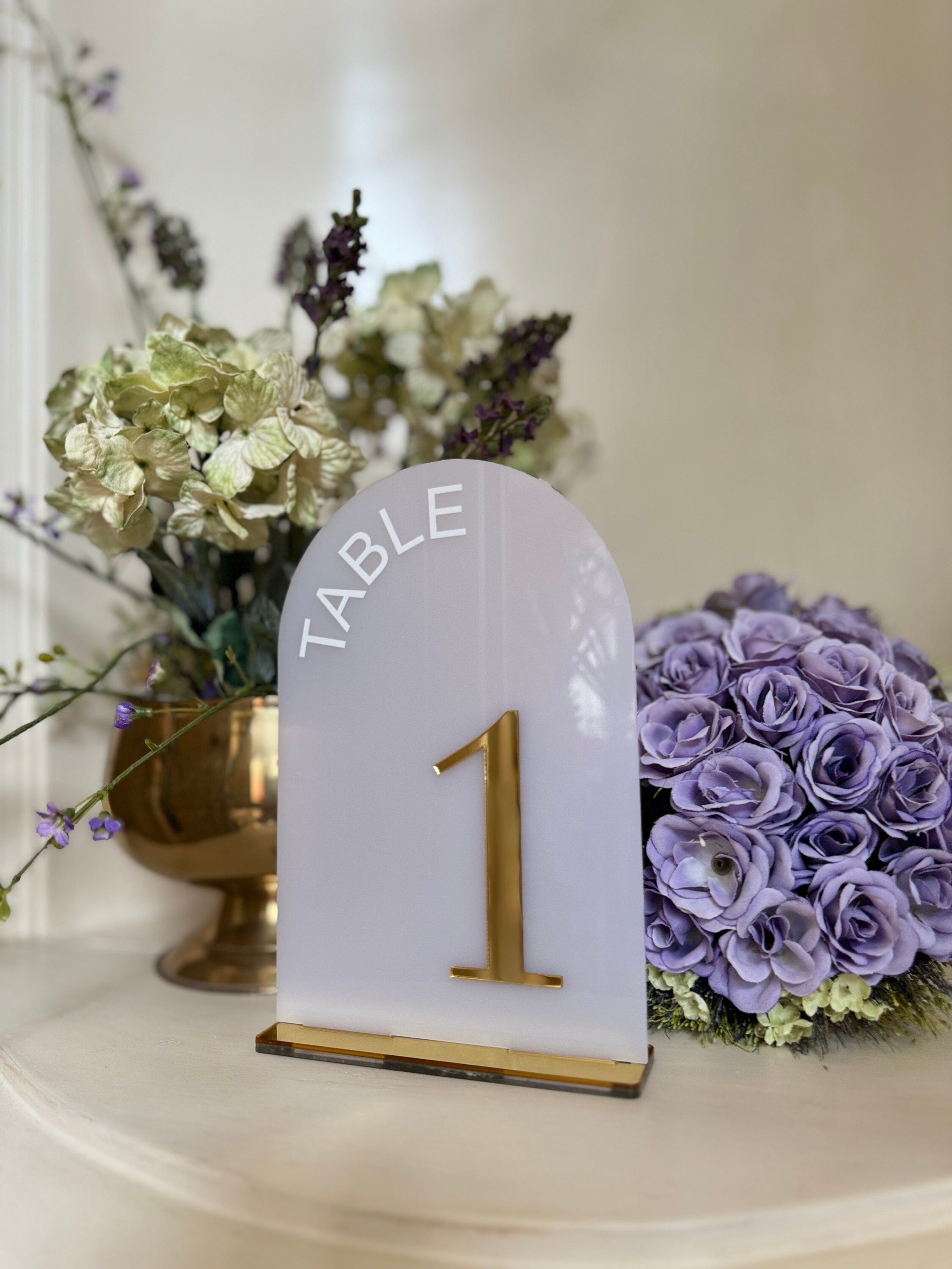 Acrycli Table Numbers Frosted Arch Acrylic Table Numbers With Stand Wedding Table Decor ...