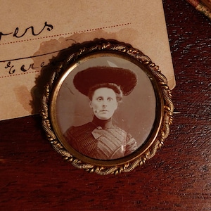 Antique Victorian Mourning Pin Brooch
