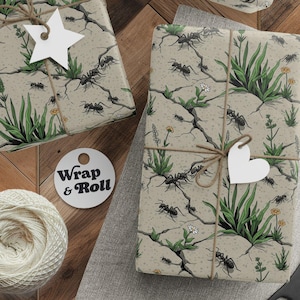 Papier cadeau fourmis | Cadeau insolite | Humour pour toutes les occasions | Cadeau pour les amoureux des insectes | Style goblincore