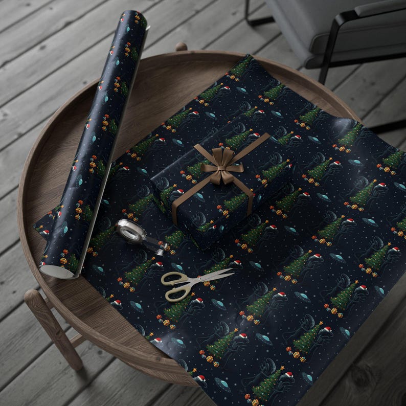 Sci-Fi-Horror-Weihnachtsgeschenkpapier | Lustiges Alien-Geschenkpapier | Feiertagsgeschenkpapier mit Galaxie-Monstern | Nerdiger Weltraum-UFO-Druck Bild 5