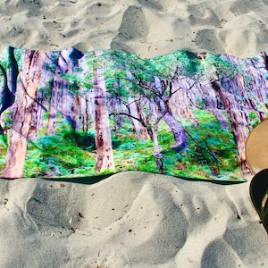 NATURDRUCK-TUCH | Forest Inspire Handtuch | Sommer Strandtuch | Mikrofasertuch | Ästhetisches, sandfreies Boranup Karri Forest Print-Handtuch